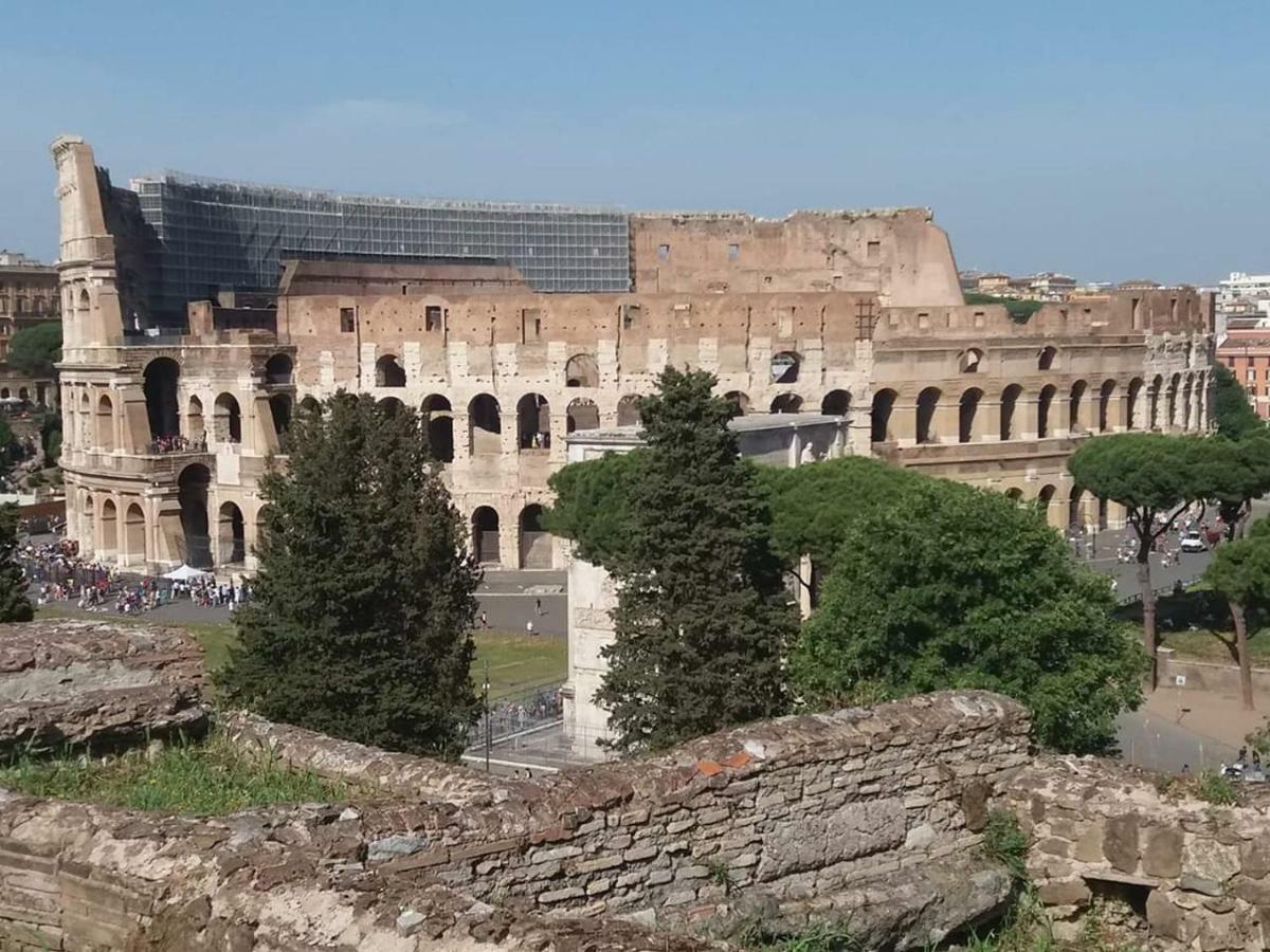 Foro Romano Luxury Suites Exterior foto